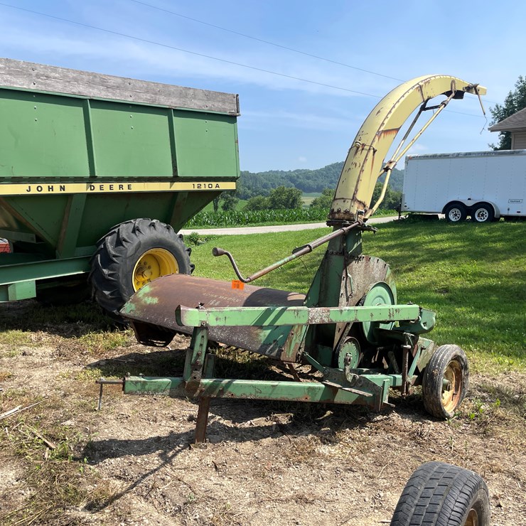 #1067 • John Deere 16A Chopper (Arcadia, WI)
