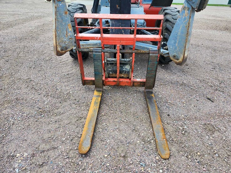 2015-skyjack-vr1056e-image-14