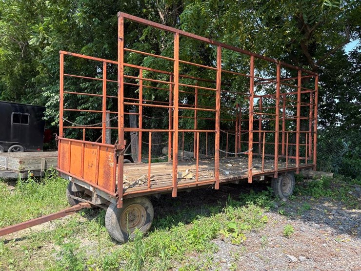 hay-wagon-image-2