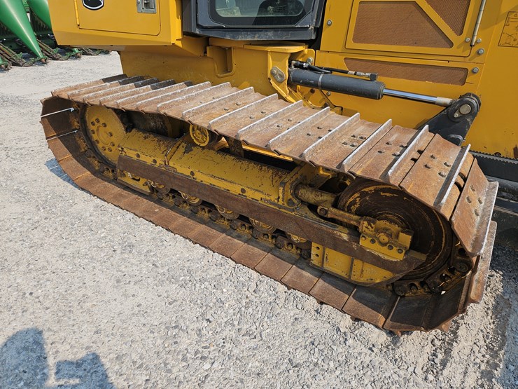 2018-deere-550k-image-7