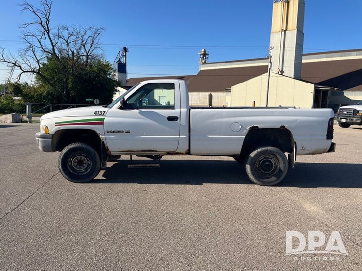 1995-dodge-ram-2500-image-14