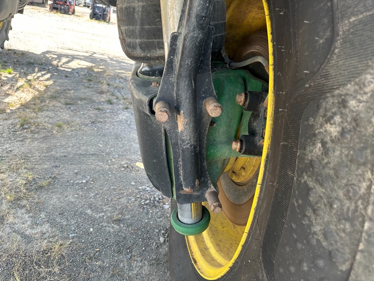 2018-john-deere-r4038-image-17