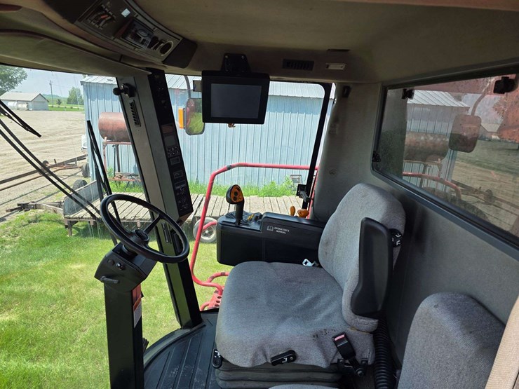 2002-case-ih-2388-image-73