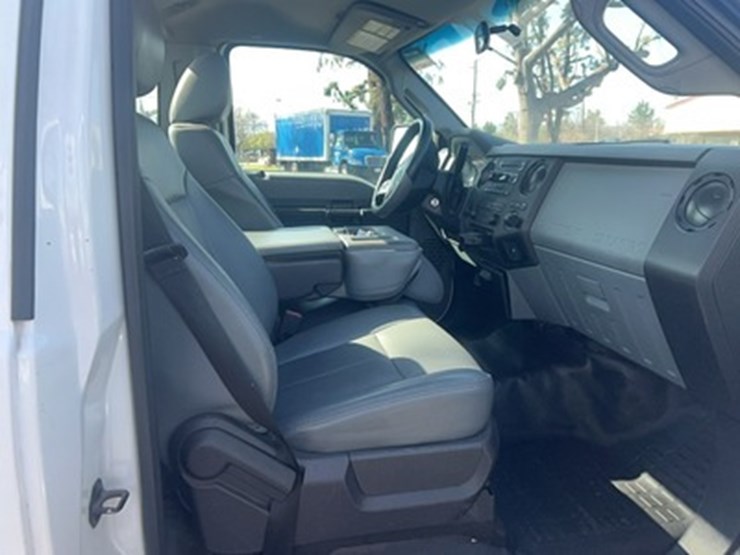 2013-ford-f250-xl-image-5