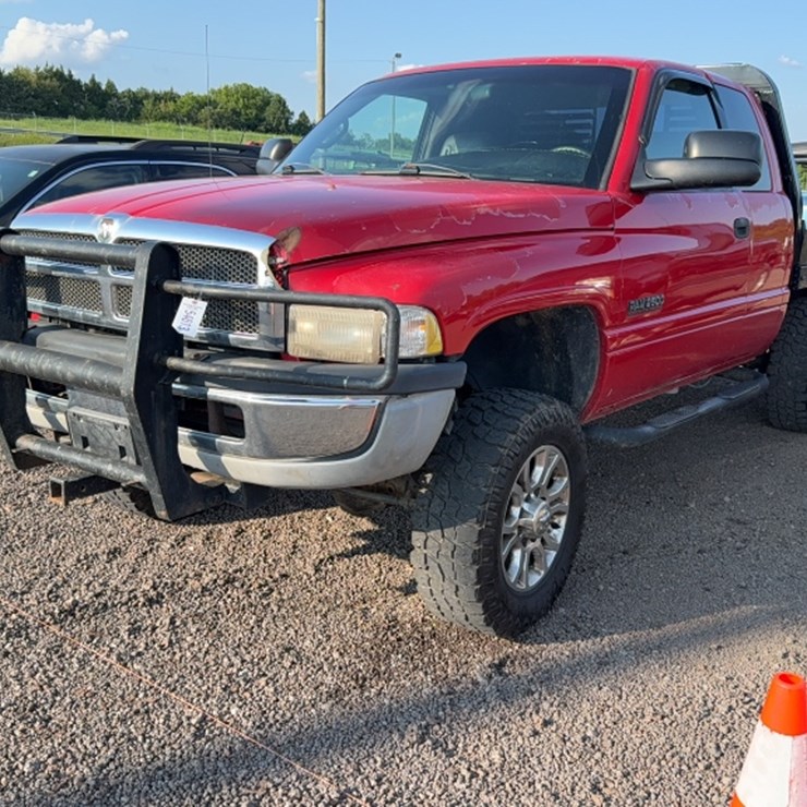 2001 DODGE RAM 2500