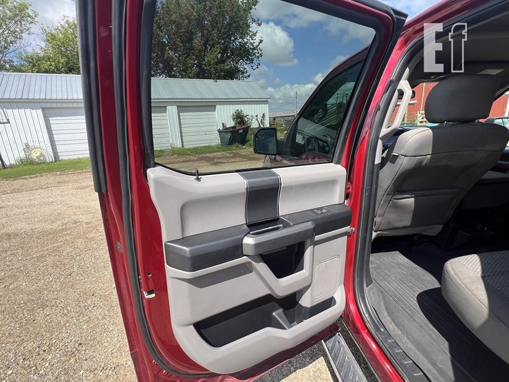 2017-ford-f150-xlt-image-16