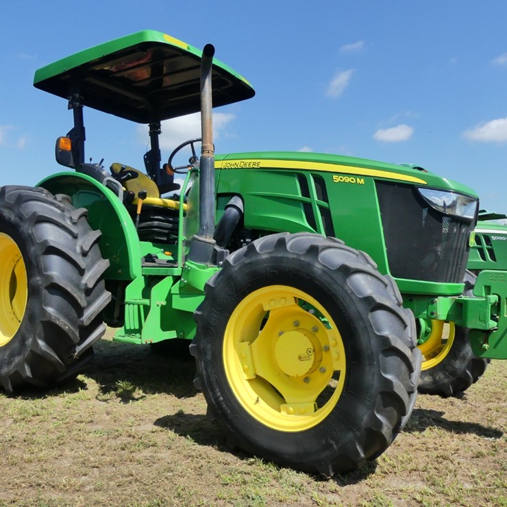 2021 JOHN DEERE 5090M