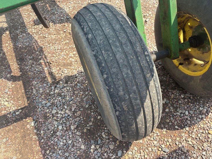 john-deere-510-image-14