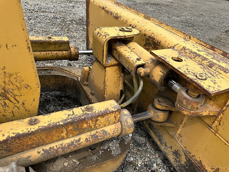 caterpillar-d3b-image-18