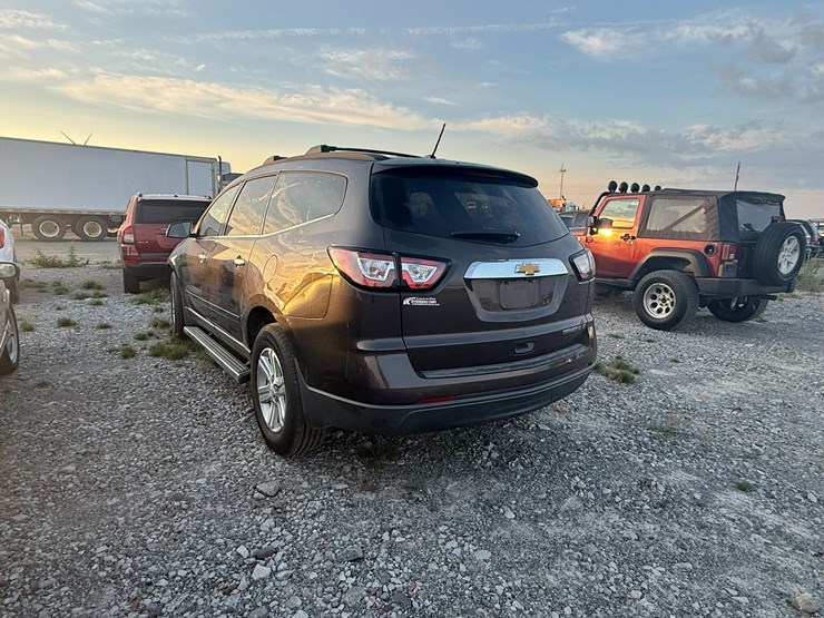 2013-chevrolet-traverse-image-3