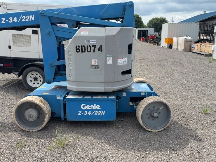 1999-genie-z34/22n-image-15