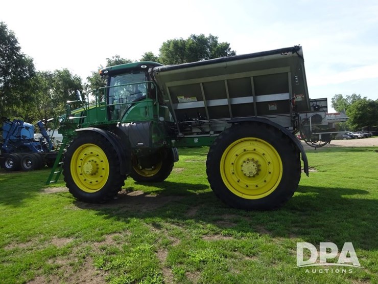 2016-john-deere-r4045-image-18