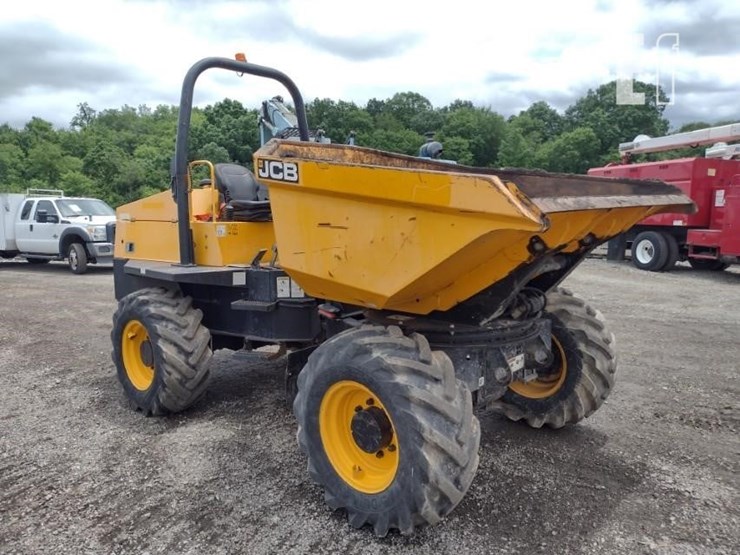 2017-jcb-6tst-image-28
