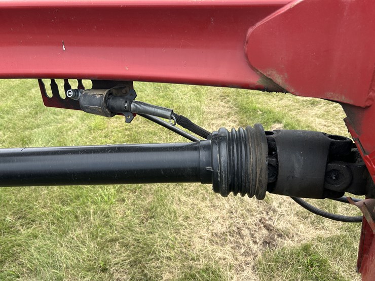 2012-new-holland-h7230-image-11