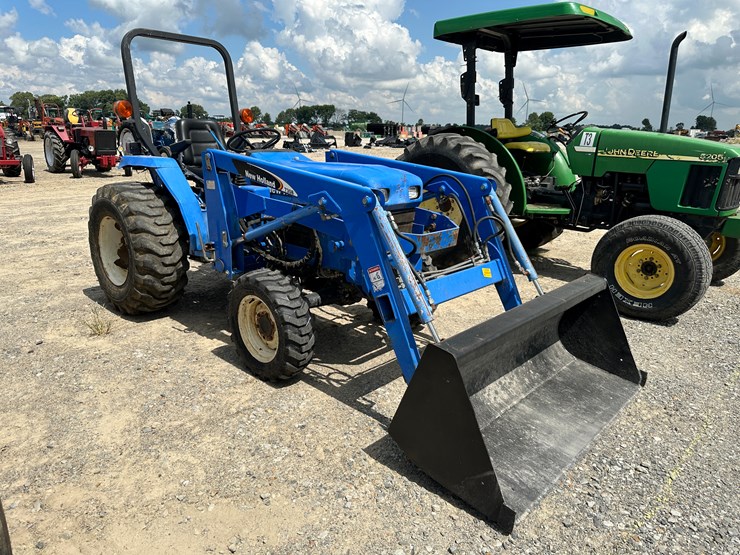 new-holland-7308-image-2