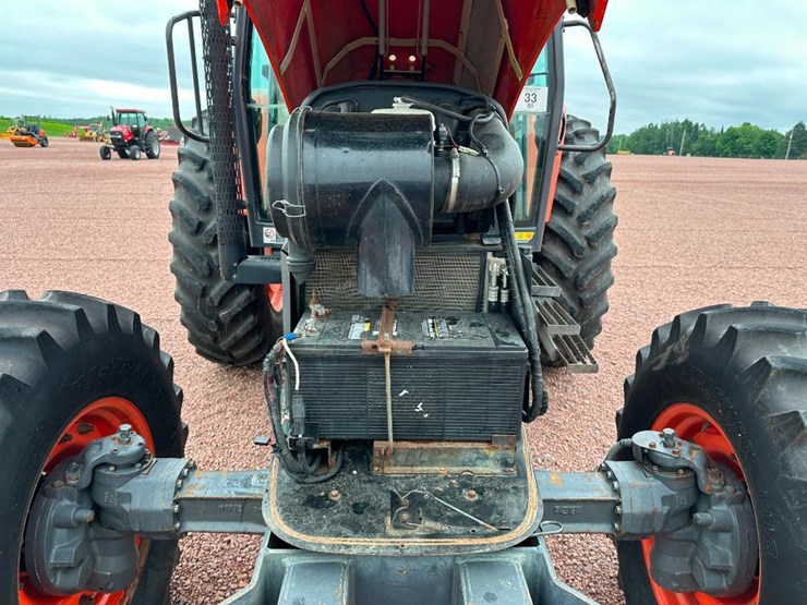 2013-kubota-m126x-image-33