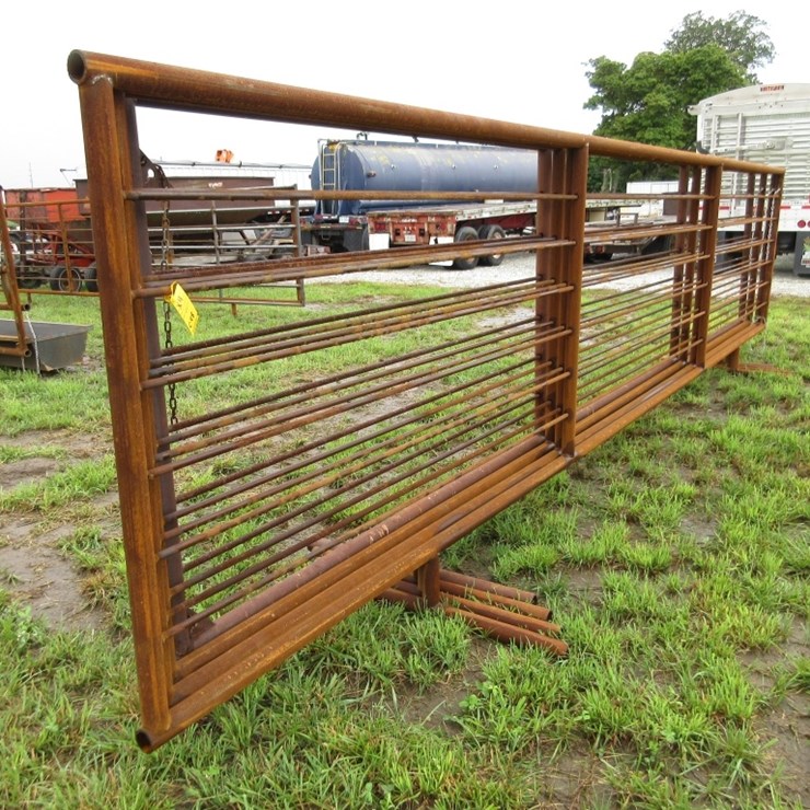 (4) Texas Built 25' Stand Alone Panels