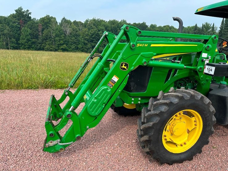 2018-john-deere-5075m-image-18