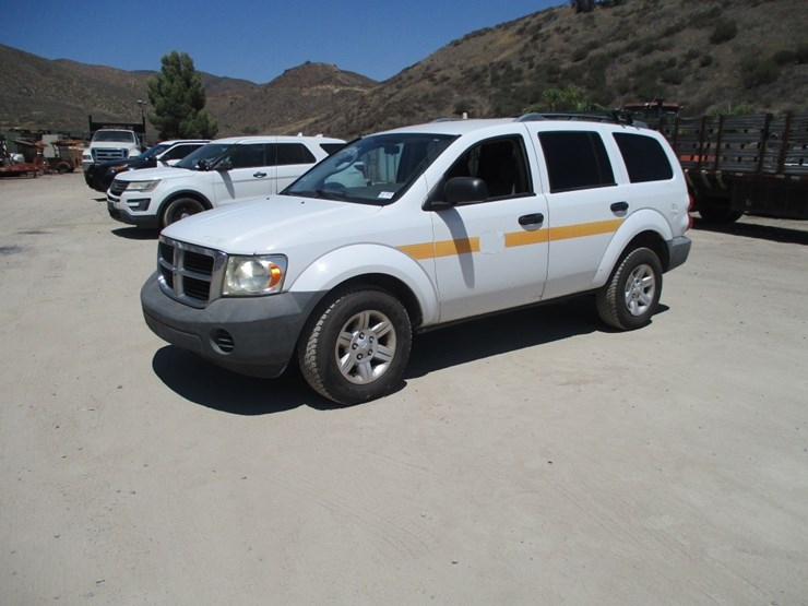2008-dodge-durango-image-1