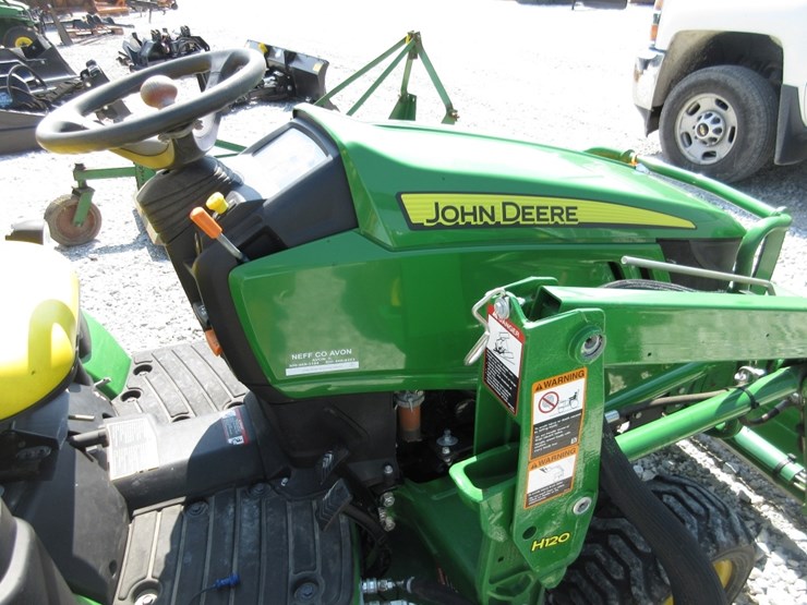 john-deere-1025r-image-9