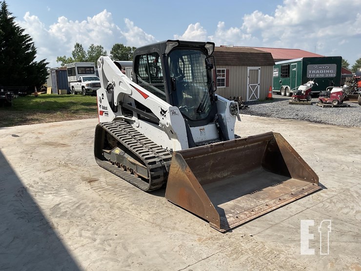 2022-bobcat-t770-image-8