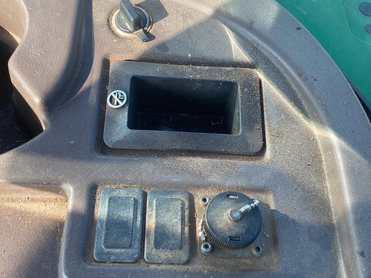 2005-john-deere-5425-image-15