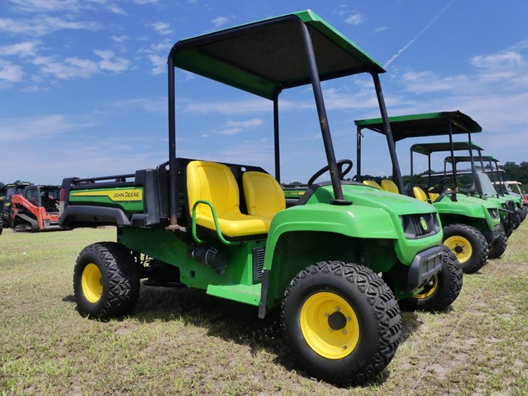 john-deere-gator-image-1