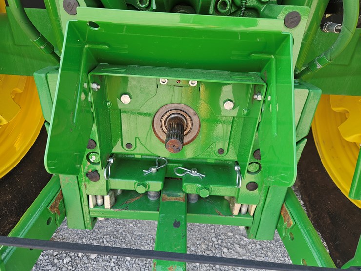 2022-john-deere-6145m-image-18