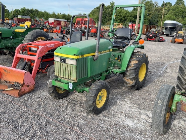 john-deere-770-image-1