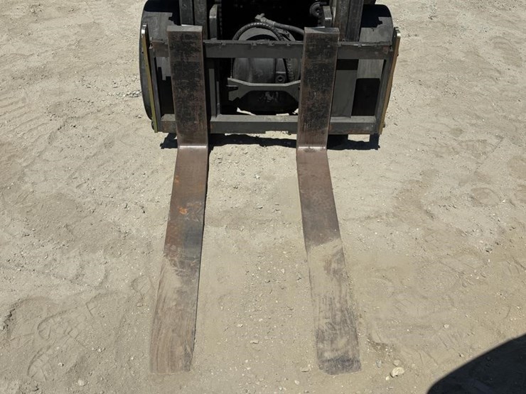 2016-uni-carriers-mcp1f2a20lv-forklift-image-5