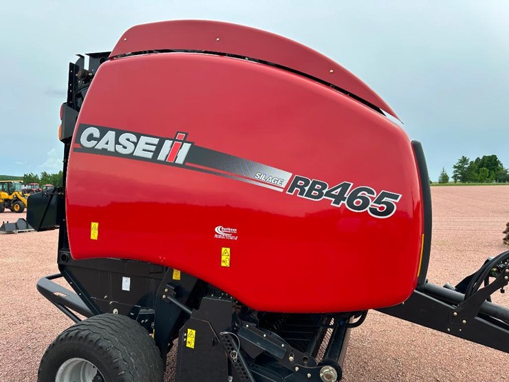 2019-case-ih-rb465-image-11