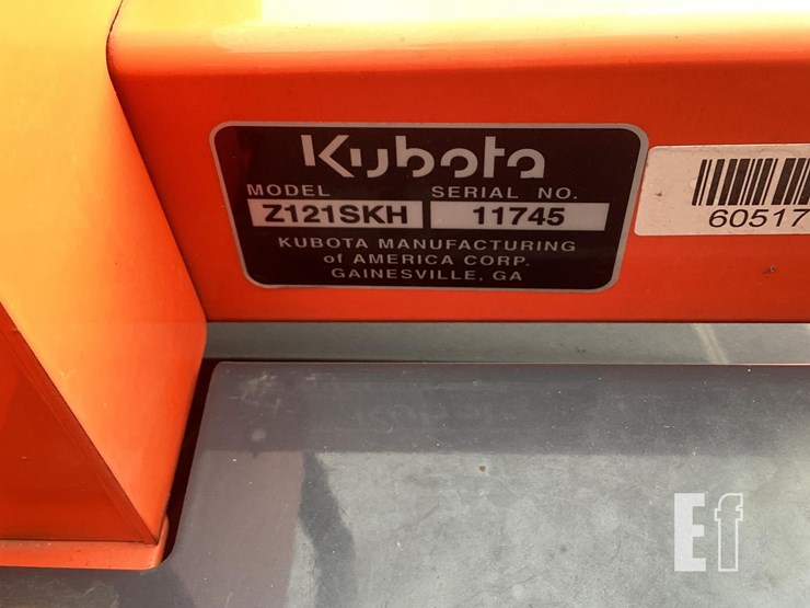 2014-kubota-z121s-image-12
