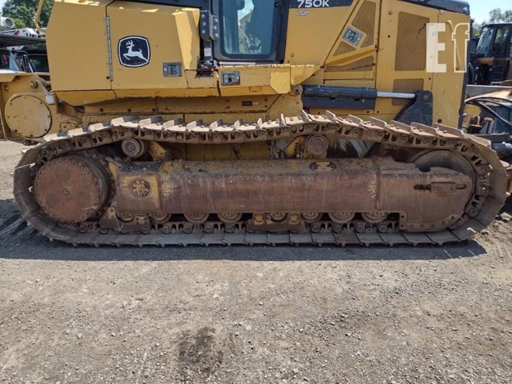2019-deere-750k-lgp-image-31