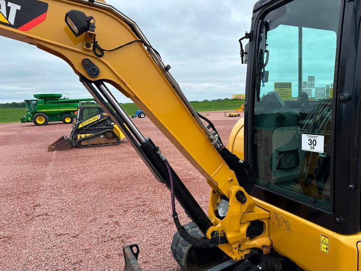 2019-caterpillar-303.5e2-cr-image-42