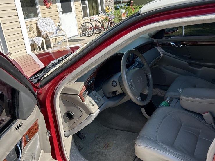 2003-cadillac-deville-image-10