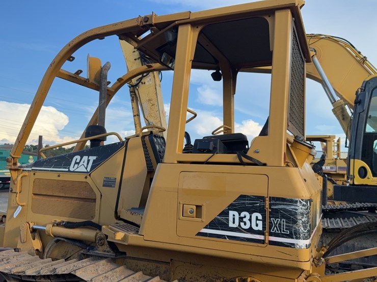 caterpillar-d3g-image-11