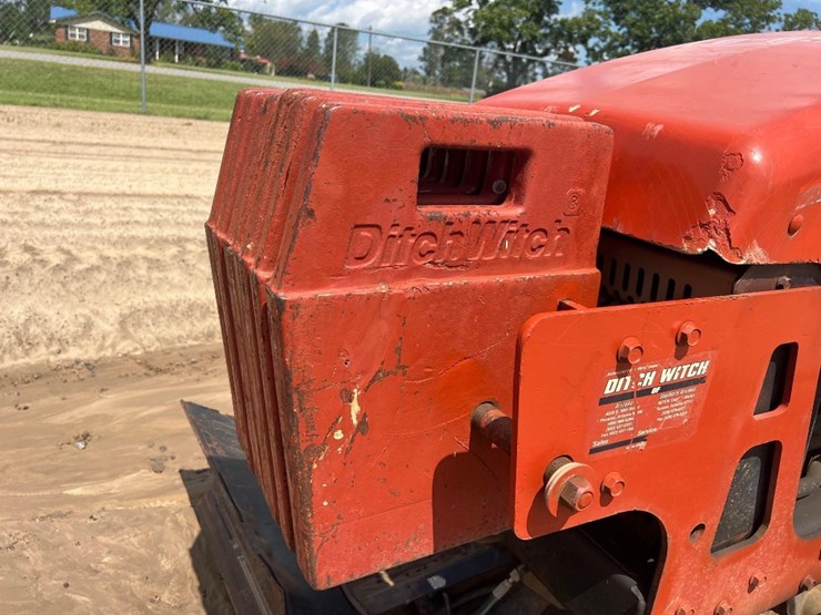 2006-ditch-witch-rt40-image-11