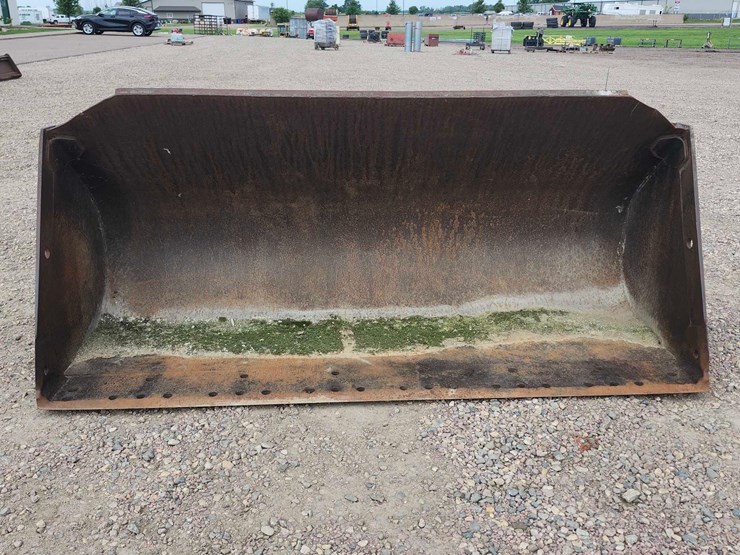 custom-wheel-loader-bucket-image-6