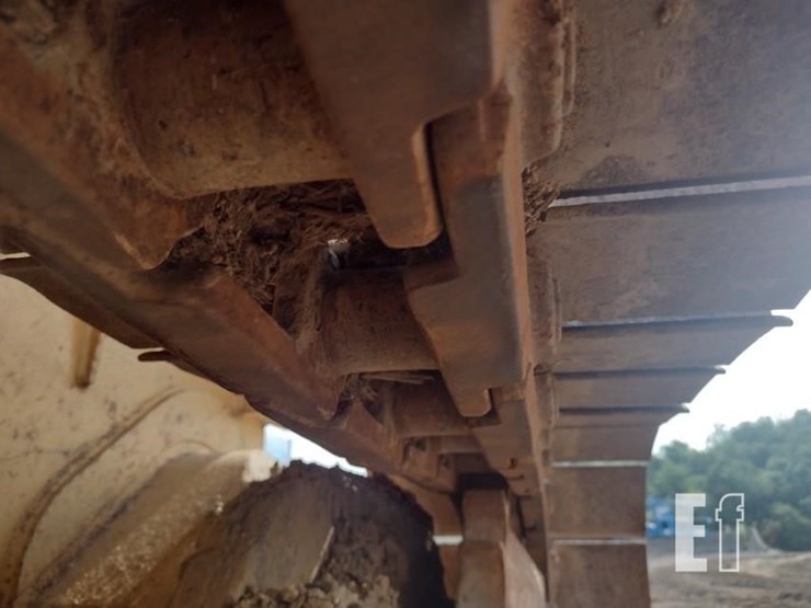 deere-550h-lt-image-25