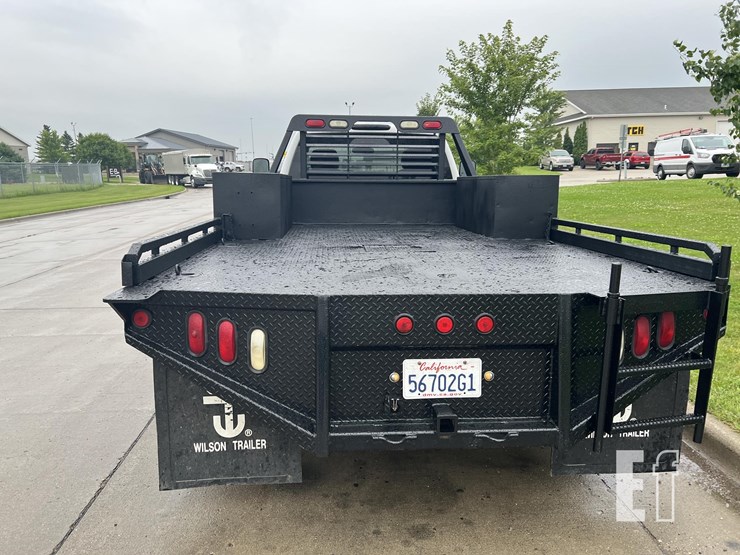 2011-chevrolet-3500hd-image-29