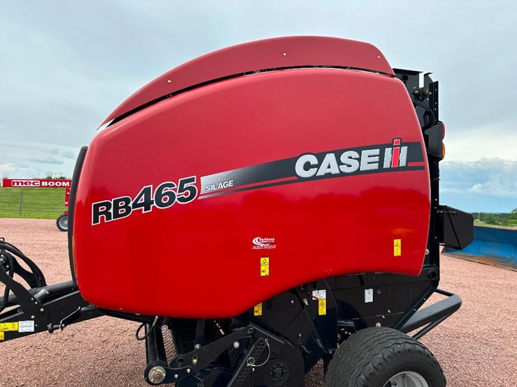 2019-case-ih-rb465-image-31