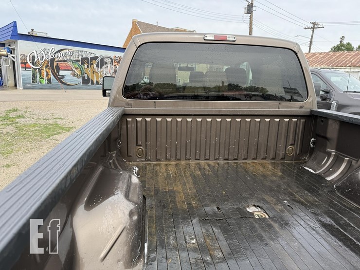 2016-ford-f250-xlt-image-11