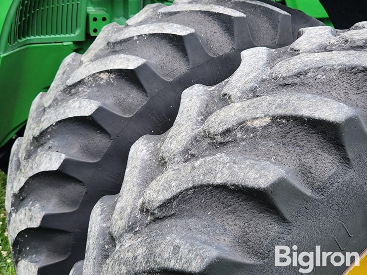 2004-john-deere-8420-image-11