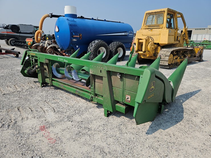 2011-john-deere-606c-image-9