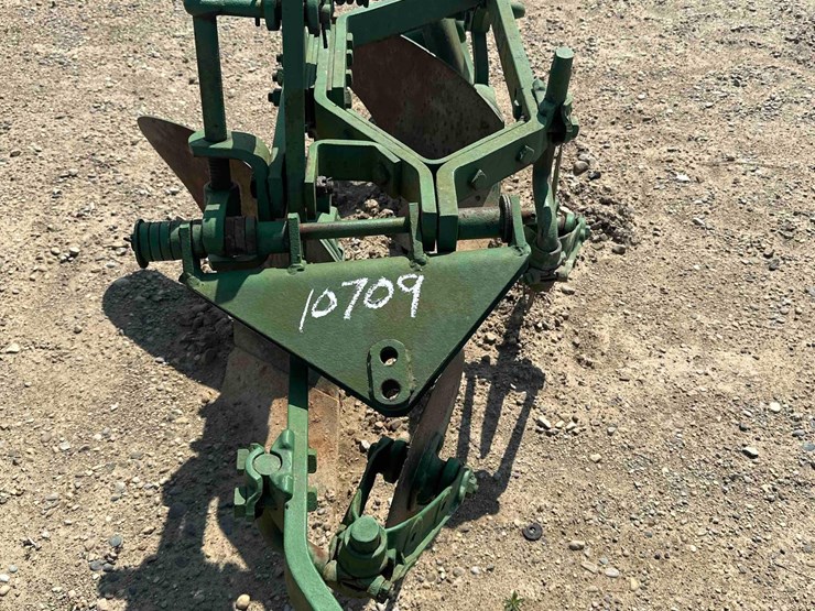 john-deere-2-image-2