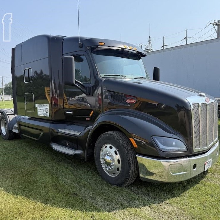 2014 PETERBILT 579