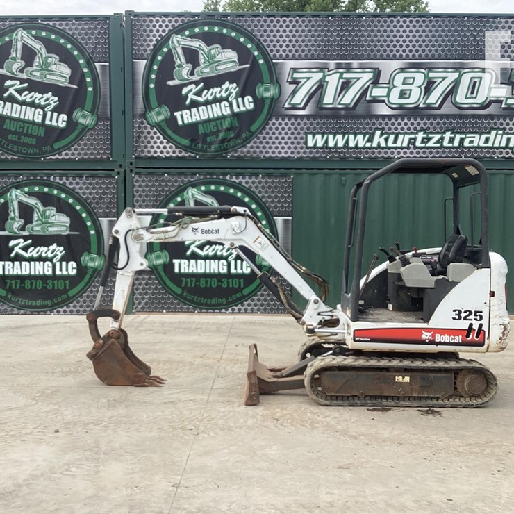 2011 BOBCAT 325G