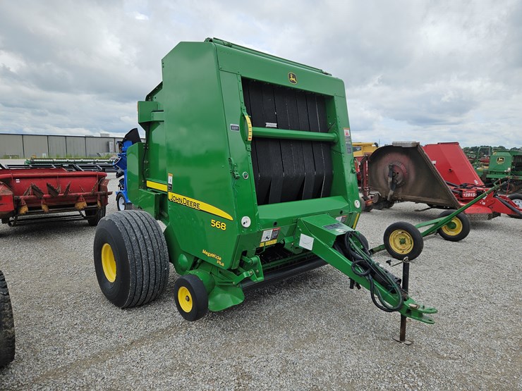 2008-john-deere-568-image-12