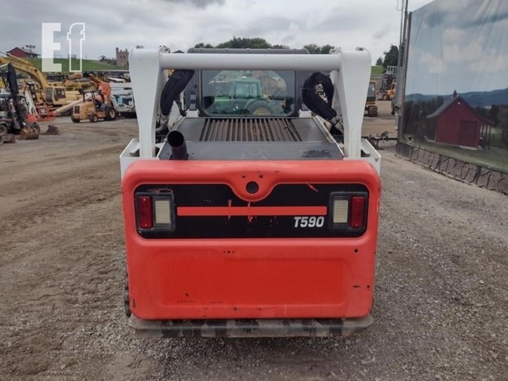2019-bobcat-t590-image-4