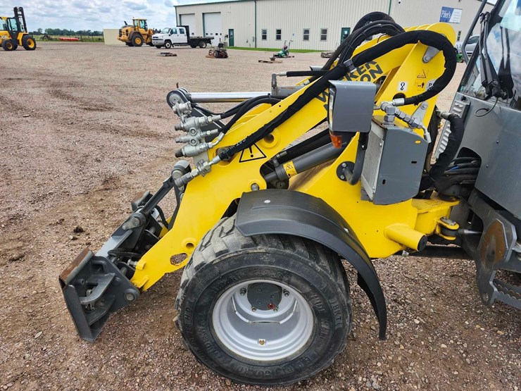 2016-wacker-neuson-wl32-image-6